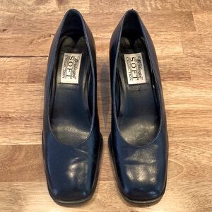 Worthington SOFT Collection Navy Pumps